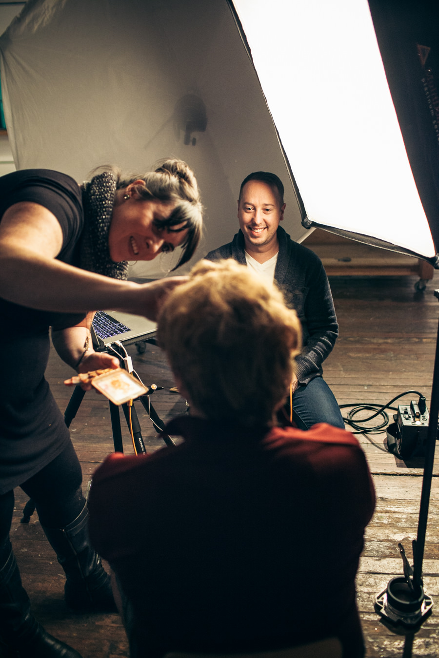 John_Keatley_Con_Man_BTS_4017